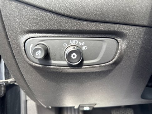 Used 2024 Chevrolet Equinox LS w/ LS Convenience Package image 25