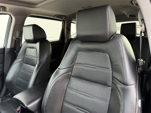 Used 2019 Honda CR-V Touring image 14