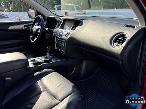 Used 2019 Nissan Pathfinder SL image 32