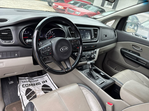 Used 2018 Kia Sedona LX w/ LX Essentials Premium Package image 22