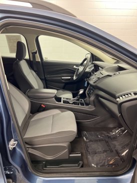 Used 2018 Ford Escape SE image 21
