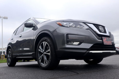 Used 2018 Nissan Rogue SL image 18