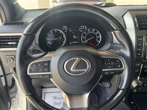 Used 2020 Lexus GX 460 Luxury image 23