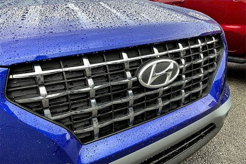 Used 2022 Hyundai Venue SEL image 31
