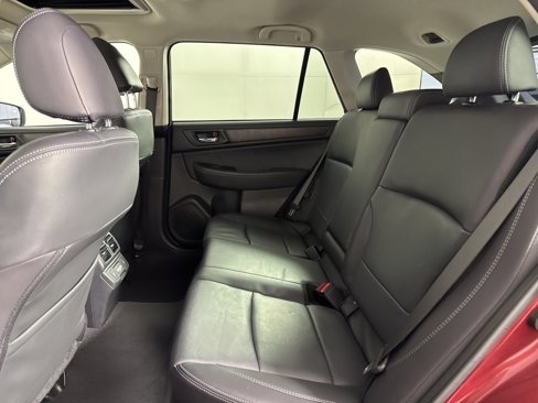 Used 2018 Subaru Outback 2.5i Limited image 19