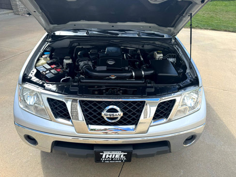 Used 2012 Nissan Frontier SL image 21