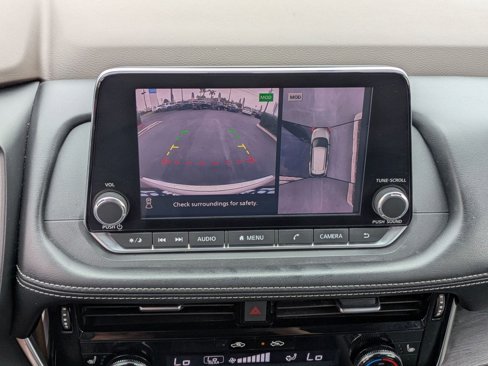 Used 2021 Nissan Rogue SL image 12