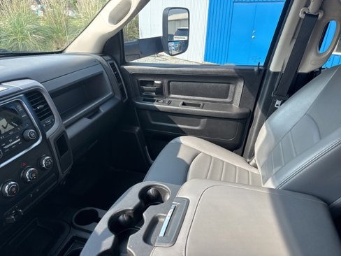 Used 2014 RAM 3500 Tradesman w/ Protection Group image 34