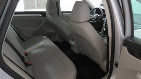 Used 2016 Volkswagen Passat 1.8T S w/ Lighting Package (P06) image 25