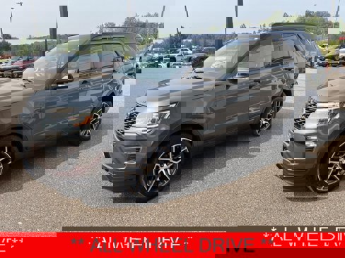 Used 2018 Ford Explorer Sport w/ Equipment Group 401A image 5