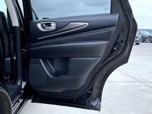 Used 2020 INFINITI QX60 Luxe w/ Essential Package image 18
