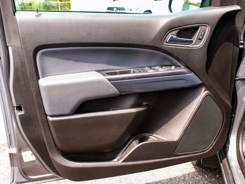 Used 2019 Chevrolet Colorado Z71 image 44