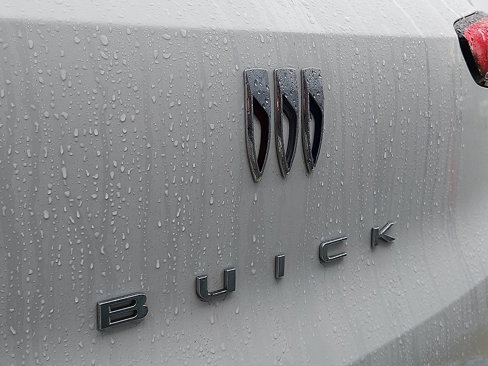 Certified 2024 Buick Encore GX Preferred image 9