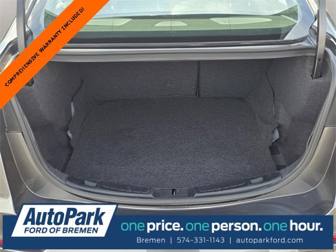 Used 2020 Ford Fusion Titanium image 12