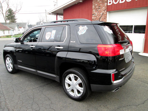 Used 2017 GMC Terrain SLE w/ Technology Package image 12
