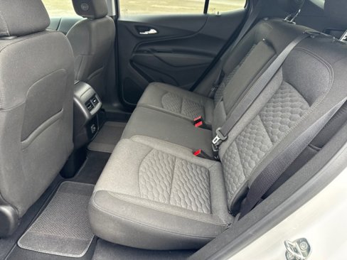 Used 2019 Chevrolet Equinox LT image 10