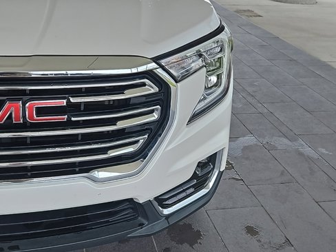 Used 2022 GMC Terrain SLT w/ LPO, Floor Liner Package image 3