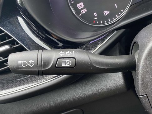 Used 2023 Buick Envision Essence w/ Sport Touring Package image 21