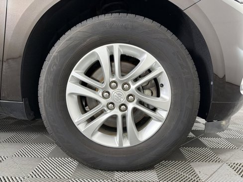 Used 2018 Buick Enclave Essence image 10