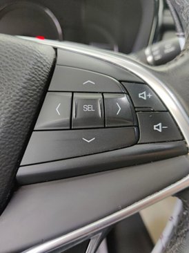 Used 2017 Cadillac XT5 FWD image 28