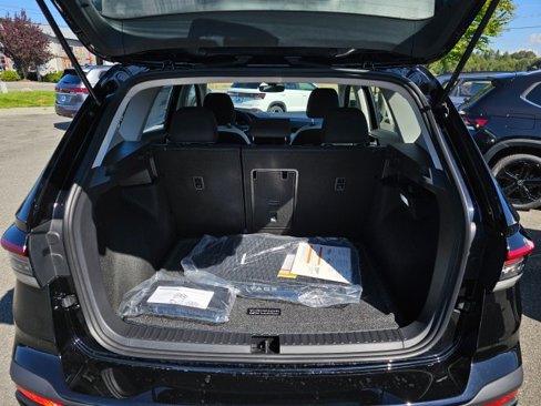 New 2025 Volkswagen Taos S image 20