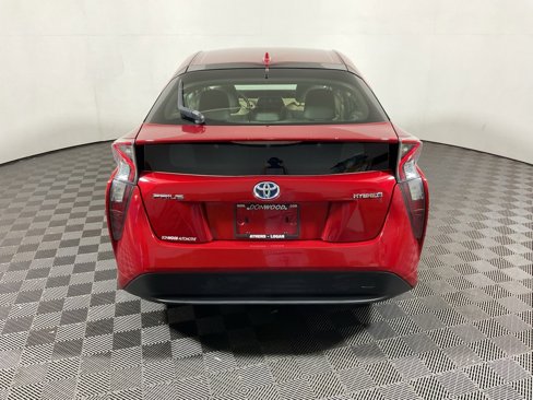 Used 2017 Toyota Prius Two image 13
