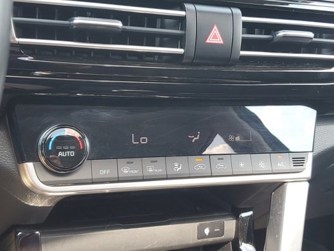 Used 2021 Kia Seltos EX image 25