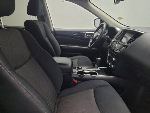 Used 2019 Nissan Pathfinder SV image 21