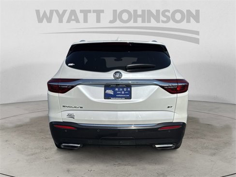Used 2021 Buick Enclave Essence w/ Sport Touring Edition image 4