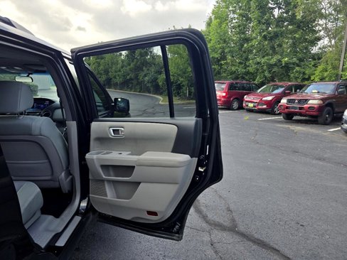 Used 2015 Honda Pilot SE image 37