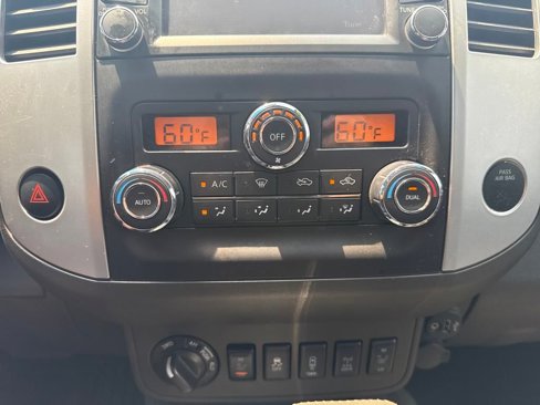 Used 2018 Nissan Frontier PRO-4X image 26