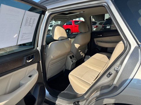 Used 2018 Subaru Outback 3.6R Limited image 33