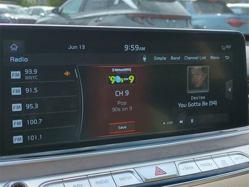 Used 2019 Kia K900 Luxury image 18