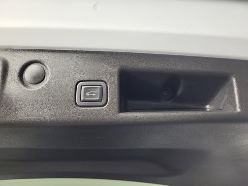Used 2024 Chevrolet Equinox LT image 14