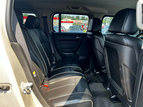 Used 2006 HUMMER H3 image 20