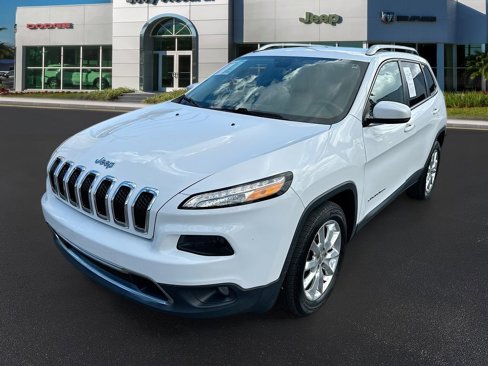 Used 2017 Jeep Cherokee Limited image 4