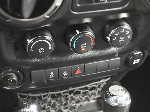 Used 2015 Jeep Wrangler Unlimited Sport w/ Quick Order Package 24S image 13