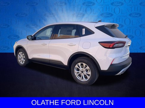 New 2025 Ford Escape Active w/ Cold Weather Package image 3