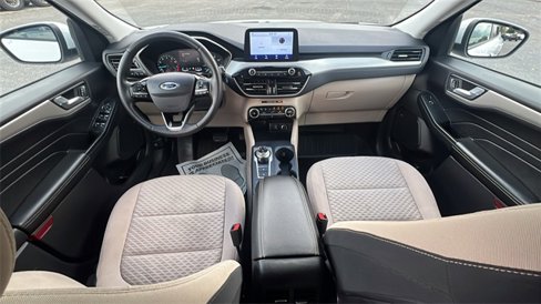 Certified 2021 Ford Escape SE w/ Cold Weather Package image 12