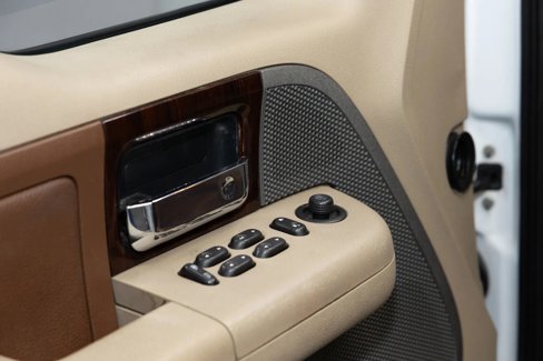 Used 2005 Ford F150 King Ranch image 13