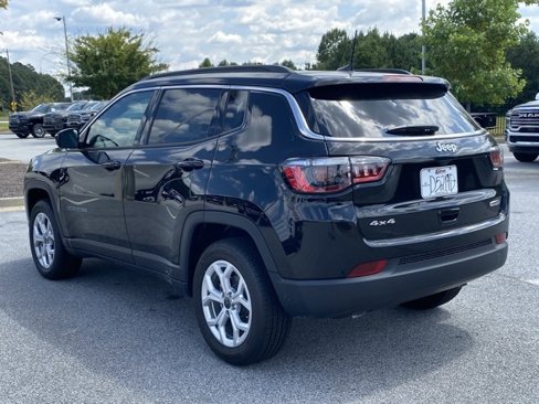 New 2025 Jeep Compass Latitude image 6