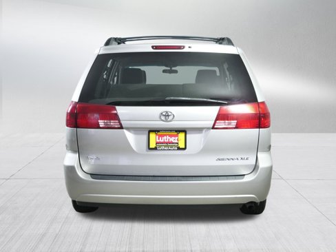 Used 2004 Toyota Sienna XLE image 6