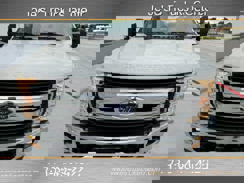 Used 2019 Ford F250 XLT w/ XLT Value Package image 35