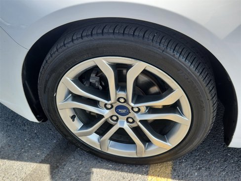 Used 2020 Ford Fusion Titanium image 18
