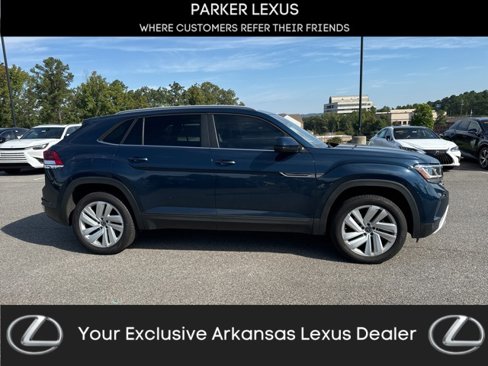 Used 2020 Volkswagen Atlas Cross Sport SE w/ Panoramic Sunroof Package image 1
