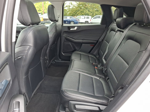 Certified 2022 Ford Escape Titanium image 11