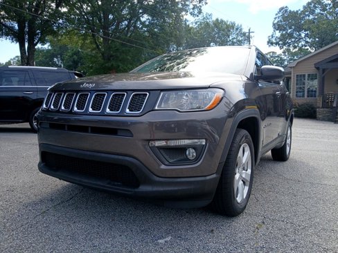 Used 2019 Jeep Compass Latitude w/ Popular Equipment Group image 2