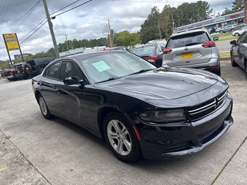 Used 2019 Dodge Charger SXT image 16