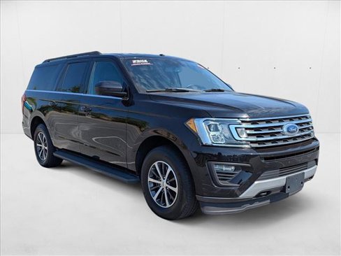 Used 2019 Ford Expedition Max XLT image 3