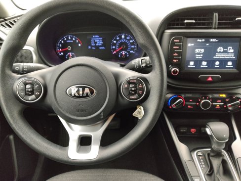 Used 2020 Kia Soul S image 22